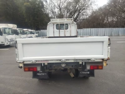 Mitsubishi Fuso Canter