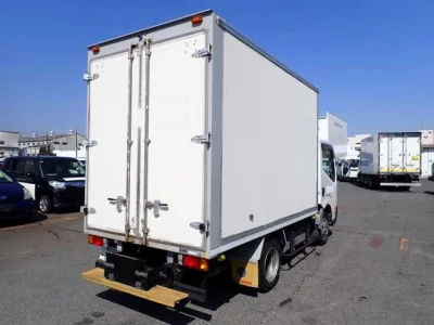 Nissan ATLAS
