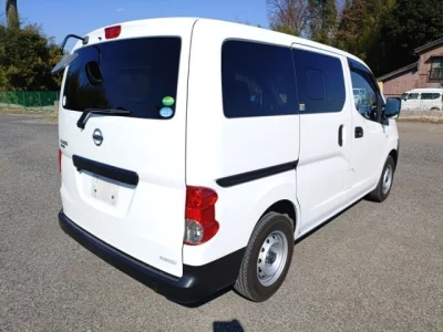 Nissan NV200