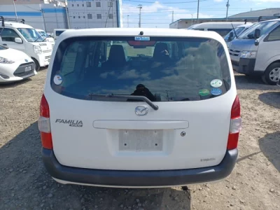 Mazda Familia S-Wagon