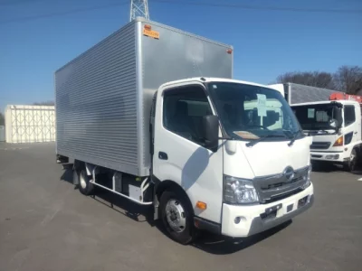 Hino DUTRO