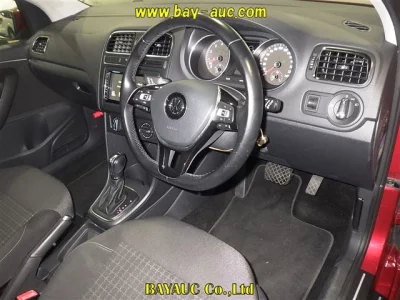 Volkswagen Polo  с аукциона в Японии