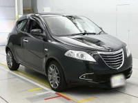 Chrysler Ypsilon лот № 90716 оценка 4  с аукциона в Японии 4
