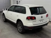 Volkswagen Touareg лот № 70219 оценка 3.5  с аукциона в Японии 1