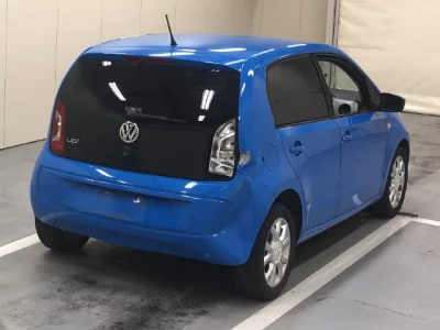 Volkswagen UP  с аукциона в Японии