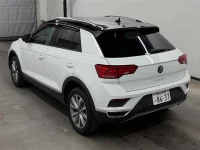 Volkswagen T-ROC лот № 70303 оценка 4.5  с аукциона в Японии 1