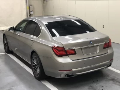 BMW 7-Series