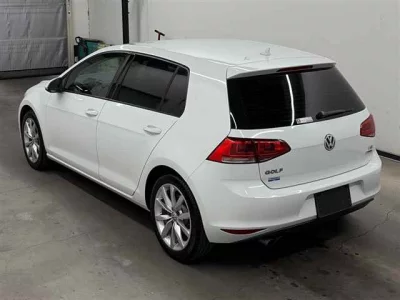 Volkswagen Golf  с аукциона в Японии