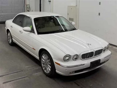 Jaguar XJ SERIES  с аукциона в Японии