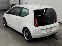 Volkswagen UP лот № 90228 оценка 4  с аукциона в Японии 1