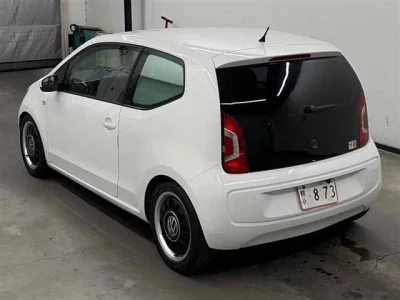 Volkswagen UP  с аукциона в Японии