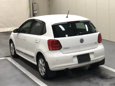 Volkswagen Polo  с аукциона в Японии