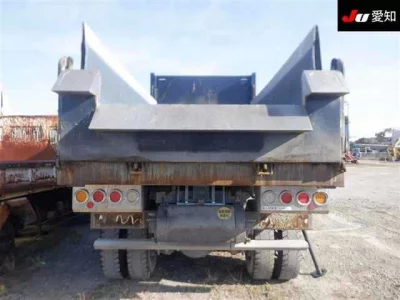Isuzu Giga