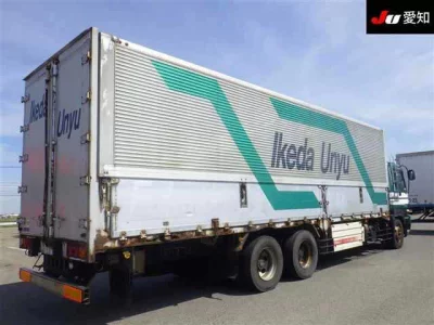 Isuzu Giga