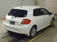 Toyota AURIS лот № 7227 оценка 3.5  с аукциона в Японии 1