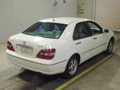 Toyota BREVIS  с аукциона в Японии