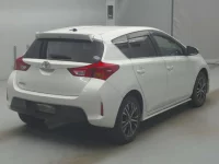 Toyota AURIS лот № 77029 оценка 3.5  с аукциона в Японии 1