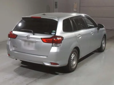 Toyota COROLLA FIELDER  с аукциона в Японии