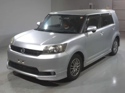 Toyota COROLLA RUMION