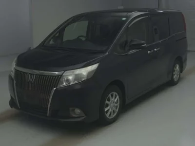Toyota ESQUIRE  с аукциона в Японии