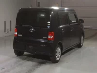 Toyota PIXIS SPACE лот № 4142 оценка 3.5  с аукциона в Японии 1