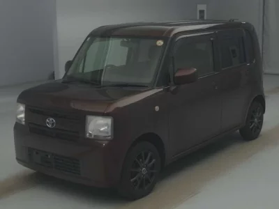 Toyota PIXIS SPACE  с аукциона в Японии