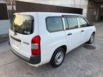 Toyota Succeed