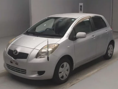 Toyota VITZ  с аукциона в Японии