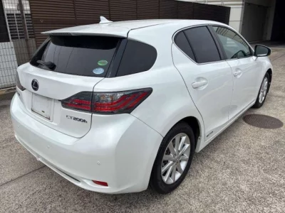 Lexus CT  с аукциона в Японии