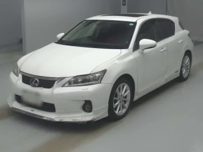 Lexus CT  с аукциона в Японии