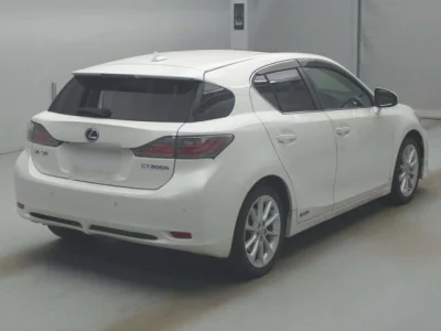 Lexus CT  с аукциона в Японии