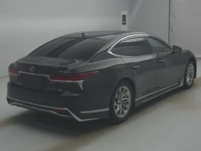 Lexus LS500h