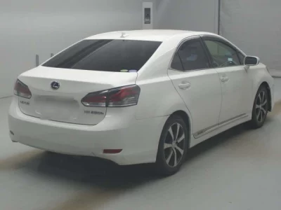 Lexus HS  с аукциона в Японии