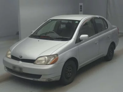 Toyota PLATZ  с аукциона в Японии