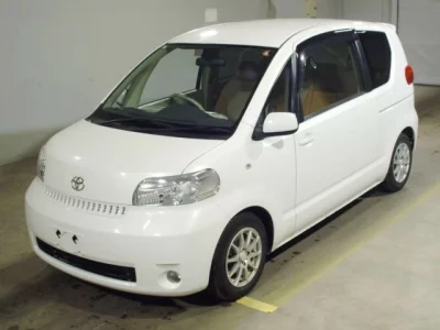 Toyota PORTE  с аукциона в Японии