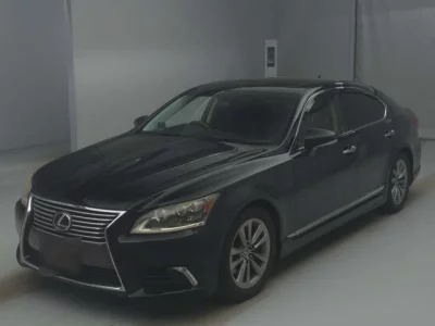 Lexus LS460L