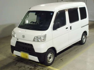 Toyota Pixis Van