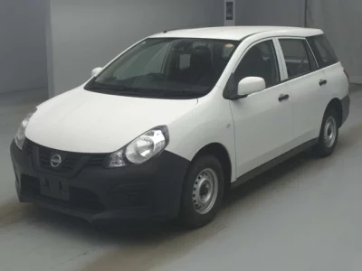 Nissan AD