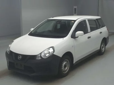 Nissan AD