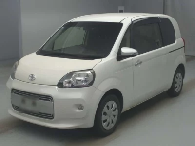 Toyota PORTE  с аукциона в Японии