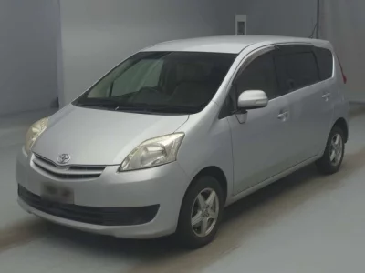 Toyota PASSO SETTE  с аукциона в Японии