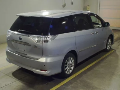 Toyota ESTIMA HYBRID