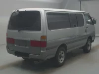 Toyota HIACE VAN лот № 77160 оценка 3  с аукциона в Японии 1