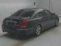 Toyota CROWN лот № 72075 оценка R  с аукциона в Японии 1