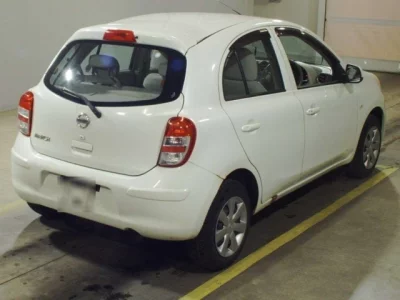 Nissan March
