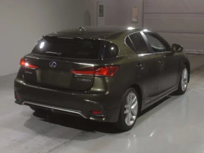 Lexus CT200h