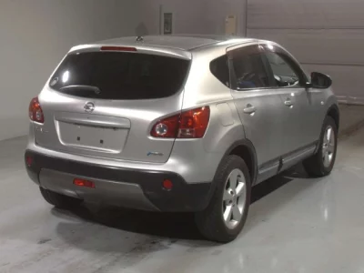 Nissan DUALIS  с аукциона в Японии