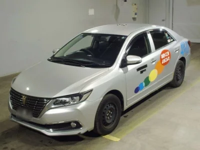 Toyota PREMIO  с аукциона в Японии