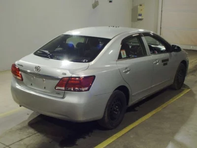 Toyota PREMIO  с аукциона в Японии