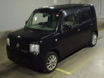 Toyota PIXIS SPACE